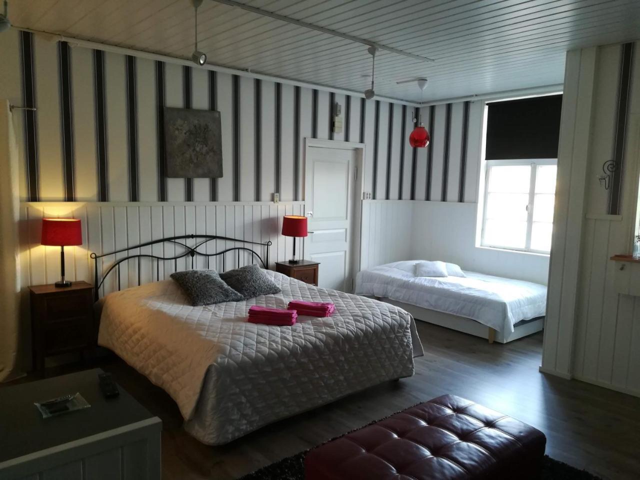 Hotelli Huiskankorpi Boutique Hotel Nivala Ngoại thất bức ảnh